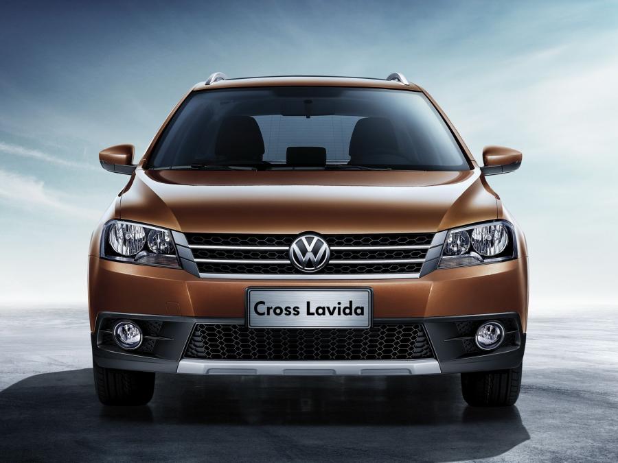  Volkswagen Cross Lavida 2013 года  (фото 6 из 8)